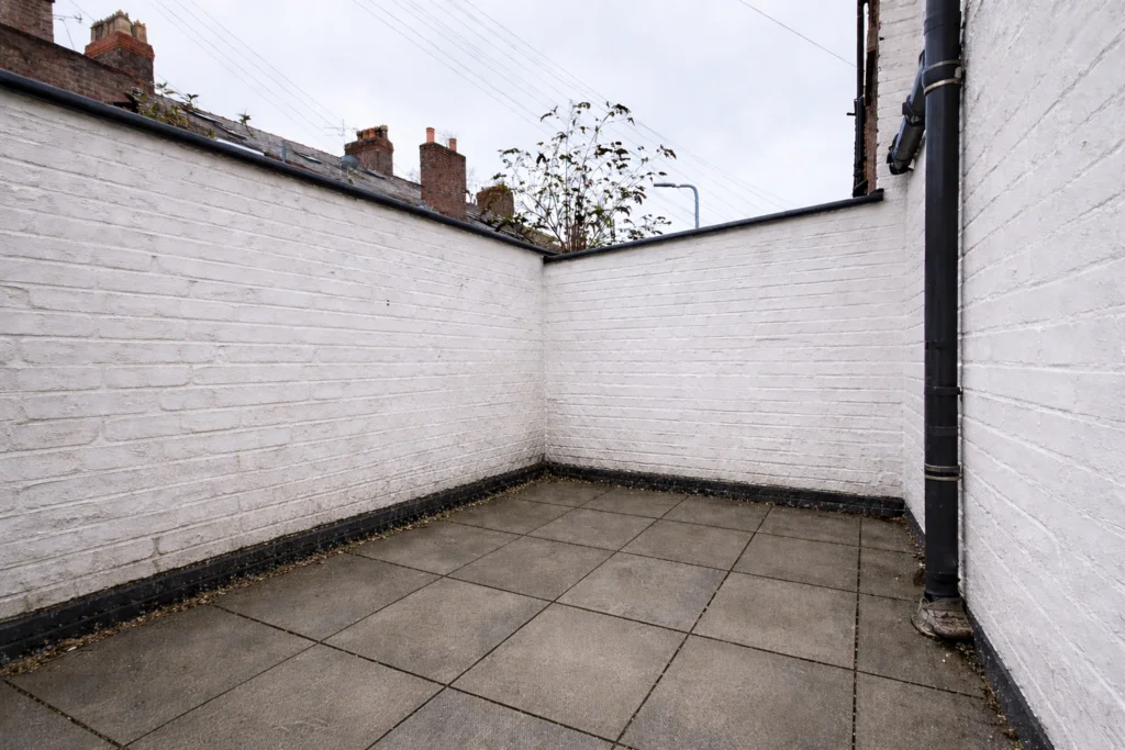 Whitland Road 1