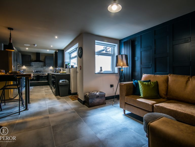 54 Connaught Rd (13 of 49)