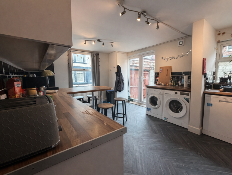 Kitchen 2